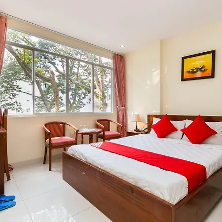 Oyo 422 Nguyen Thanh Hotel